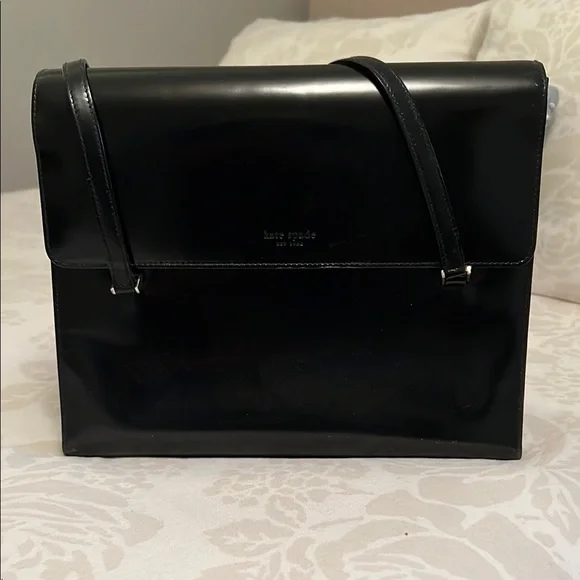 Vintage Kate Spade Black Leather Handbag with Minimalist Design - Picture 3 of 8